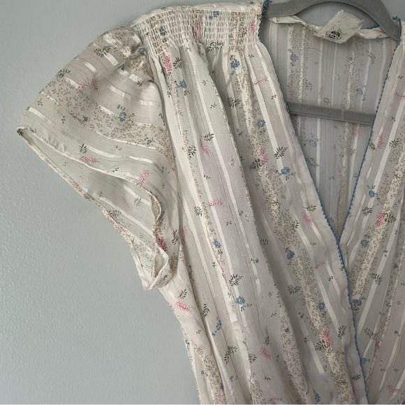 Union Made in USA Vintage Light Airy Embossed Pintstripe Floral Dress Coquette - Picture 2 of 7